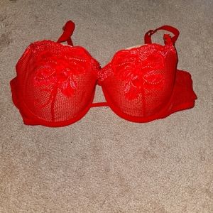 Victoria's Secret very sexy push up bra